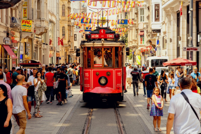 İstanbul göçün merkezi oldu! 2024'te Türkiye’ye 314 bin göç, yurt dışına 424 bin göç
