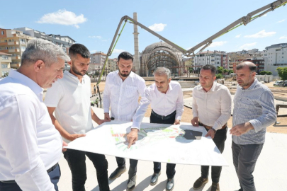 Kocaeli Çayırova Kent Meydanı’nda çalışmalar devam ediyor