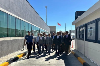 Edirne Valisi Sezer’den İpsala Gümrüğü'ne ziyaret