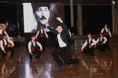 Atatürk’ün Bursa’ya gelişi anısına unutulmaz gece