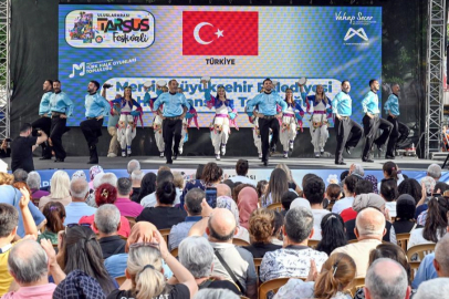 Mersin'de Tarsus Festivali renkli görüntülerle sona erdi