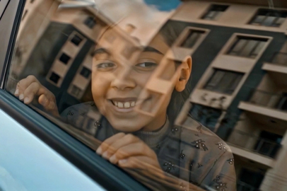 Bakan Kurum, Simge Sağın'ın 'Gün Ağarır' ağıdını paylaştı... 6 Şubat depremlerinin 3. yılı Osmaniye'de anılacak