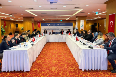 Kadın dostu kent İzmir UCLG-MEWA Zirvesi'nde