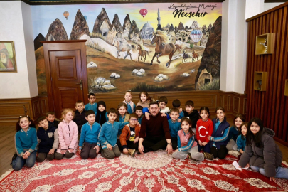 Nevşehirli öğrencilerden Başkan Rasim Arı'ya ziyaret