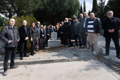 İzmirli usta gazeteci mezarı başında anıldı