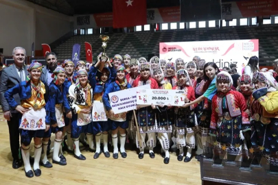 Bursa İnegöl'de 'altın adımlar'da şampiyonlar ödüllendi